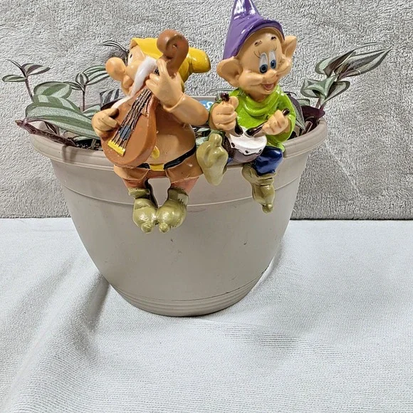 Disney Pot Hangers Lot of 2 Dopey & Sneezy - Picture 3 of 5